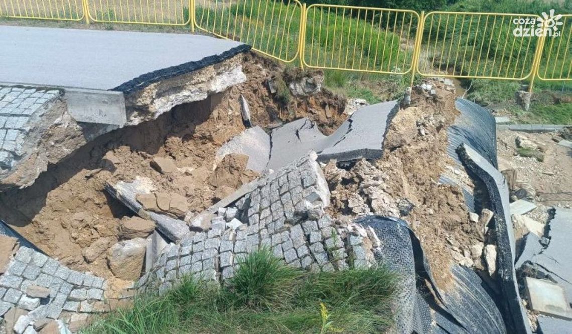 Obwodnica Ćmielowa gotowa w połowie lutego Obwodnica Ćmielowa gotowa w połowie lutego