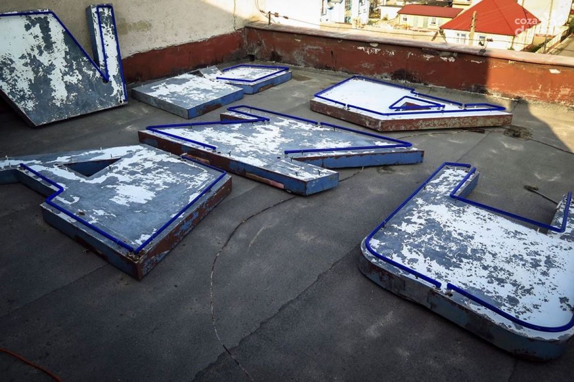 Ocalili ostatni ostrowiecki neon