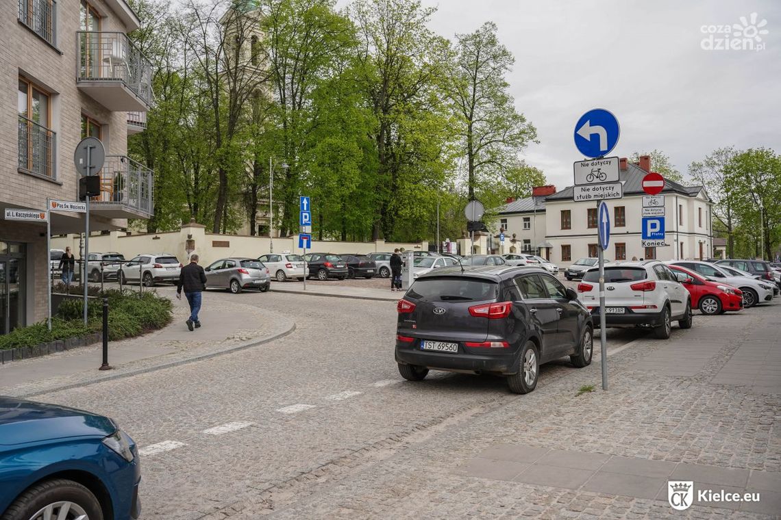 Od poniedziałku utrudnienia na placu św. Wojciecha