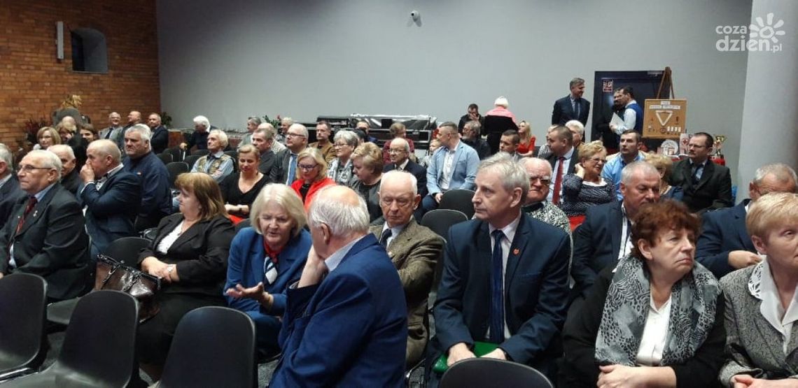 Od stu lat w służbie innym - jubileusz PCK Od stu lat w służbie innym - jubileusz PCK