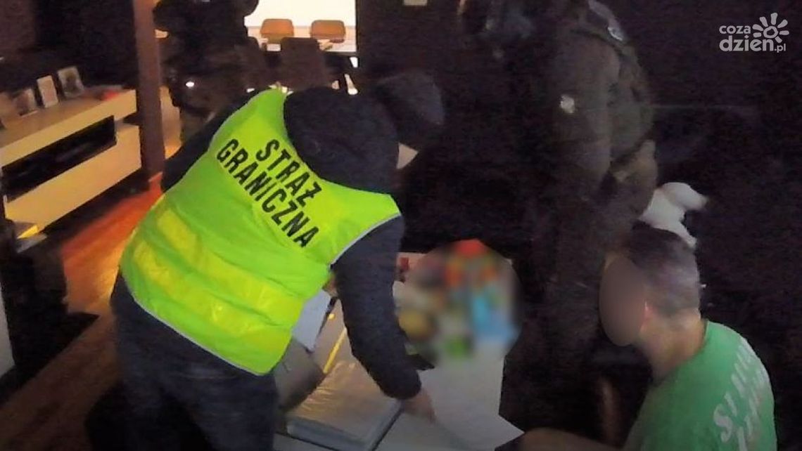 Odpowie za przemycanie obcokrajowców Odpowie za przemycanie obcokrajowców