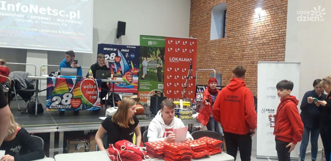 Odprawa w ostrowieckim sztabie WOŚP Odprawa w ostrowieckim sztabie WOŚP