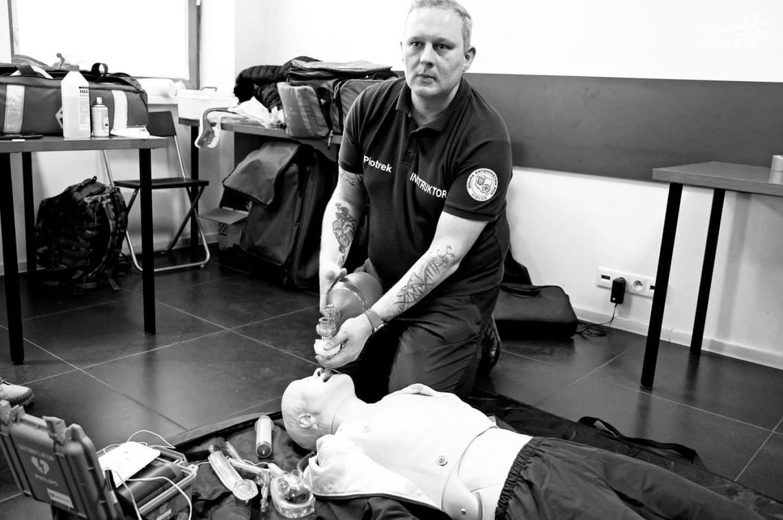 Odszedł na służbie. Tragiczny wypadek z udziałem ratownika z Kielc Odszedł na służbie. Tragiczny wypadek z udziałem ratownika z Kielc