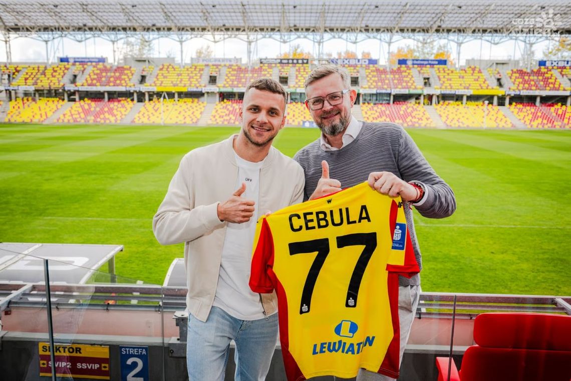 Oficjalnie! Marcin Cebula podpisał kontrakt z Koroną Kielce Oficjalnie! Marcin Cebula podpisał kontrakt z Koroną Kielce