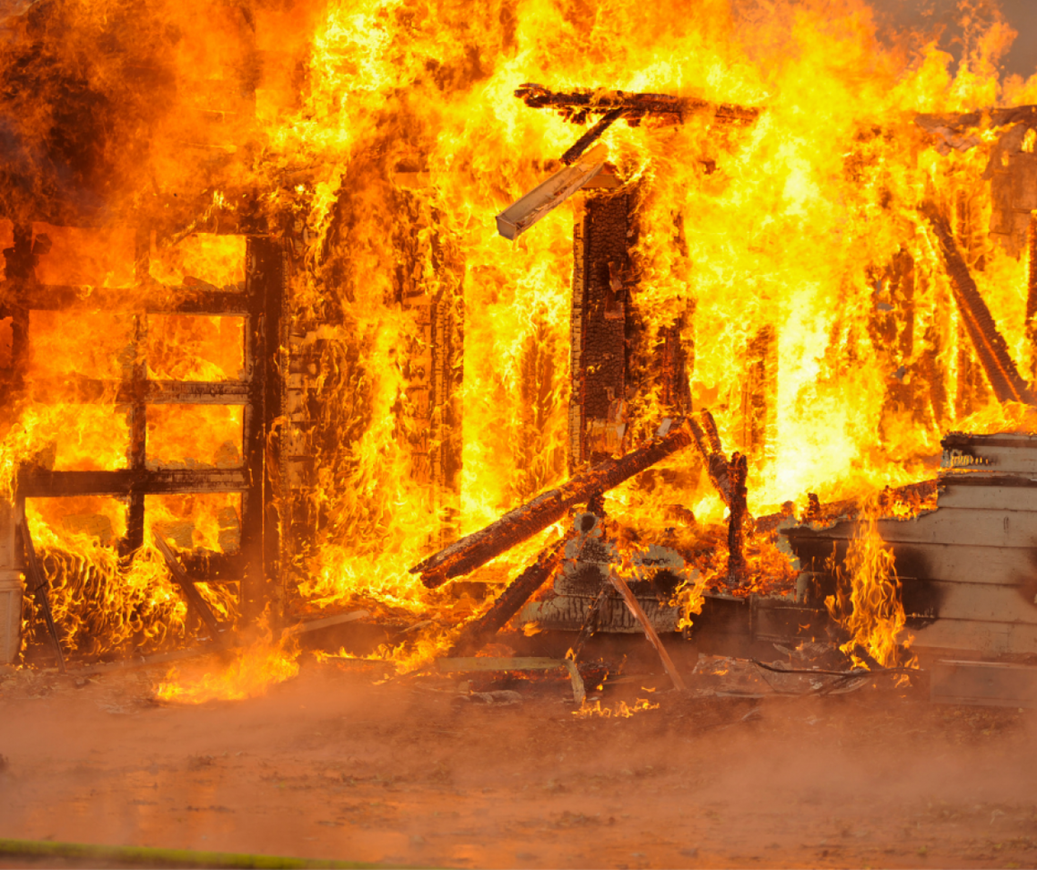 Ogień odebrał dach nad głową rodzinie z Mydłowa Ogień odebrał dach nad głową rodzinie z Mydłowa
