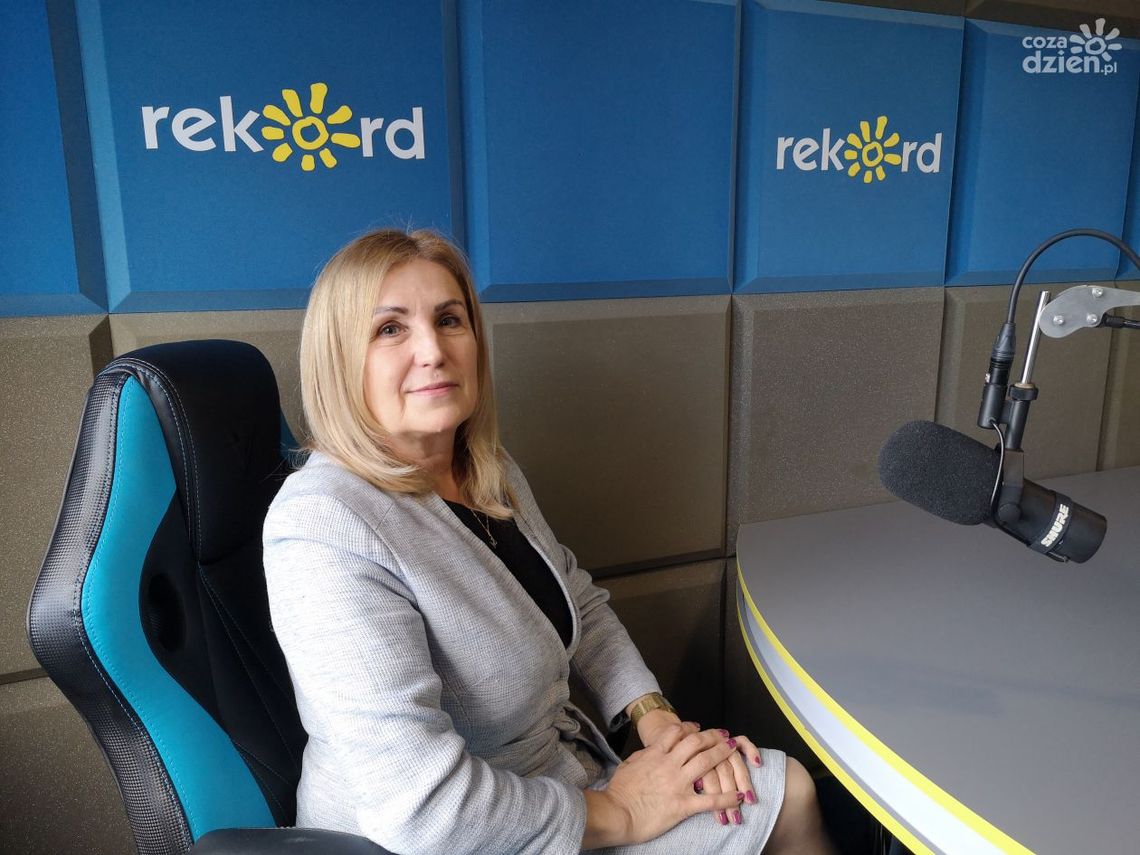 Ogólnopolskim Konwentem Dyrektorów Powiatowych Urzędów Pracy kieruje Małgorzata Stafijowska z ostrowieckiego PUP Ogólnopolskim Konwentem Dyrektorów Powiatowych Urzędów Pracy kieruje Małgorzata Stafijowska z ostrowieckiego PUP