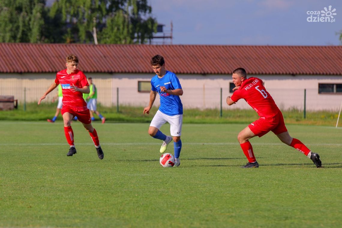 OKS Opatów jesienią niepokonany OKS Opatów jesienią niepokonany