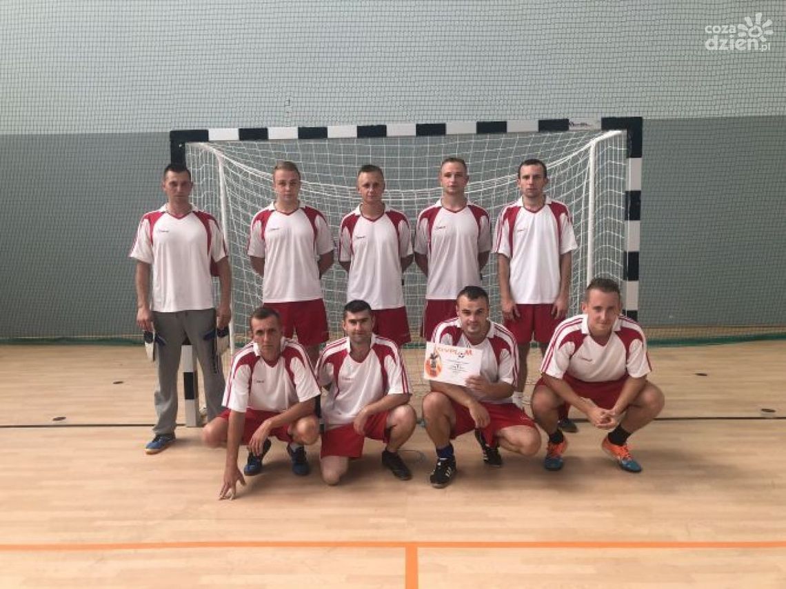 Opatowscy strażacy najlepsi w halówce Opatowscy strażacy najlepsi w halówce