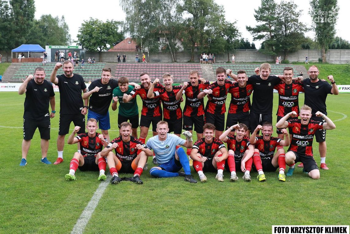 Orlęta pokonały Pogoń Staszów 3:0 - ZDJĘCIA