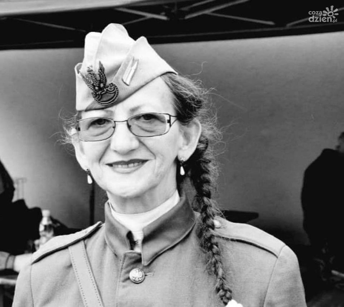 Ostatnie pożegnanie śp. Anny Urszuli Woźniak ps. „Warkoczyk Ostatnie pożegnanie śp. Anny Urszuli Woźniak ps. „Warkoczyk