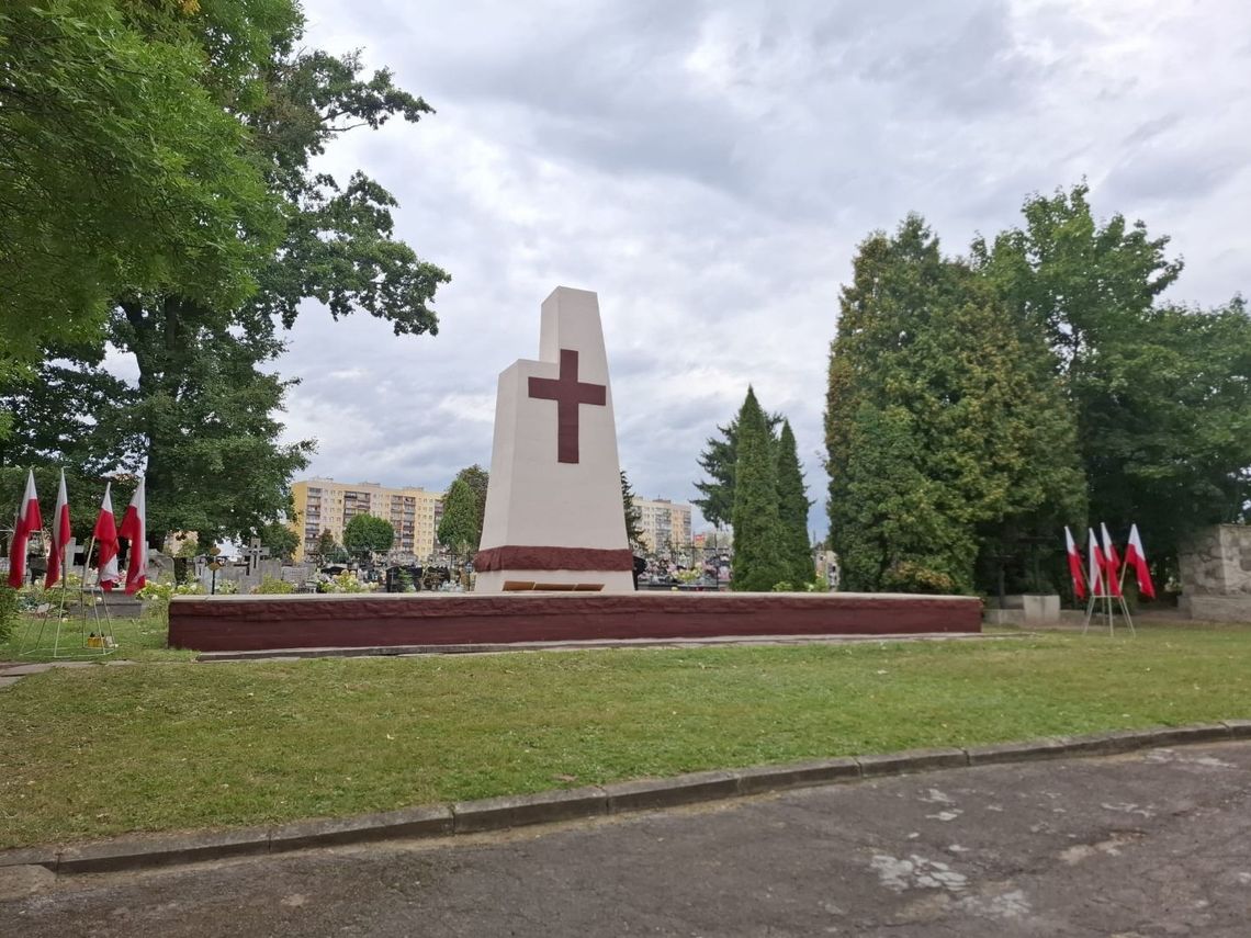 Ostrowczanie upamiętnią ofiary tragicznej egzekucji Ostrowczanie upamiętnią ofiary tragicznej egzekucji
