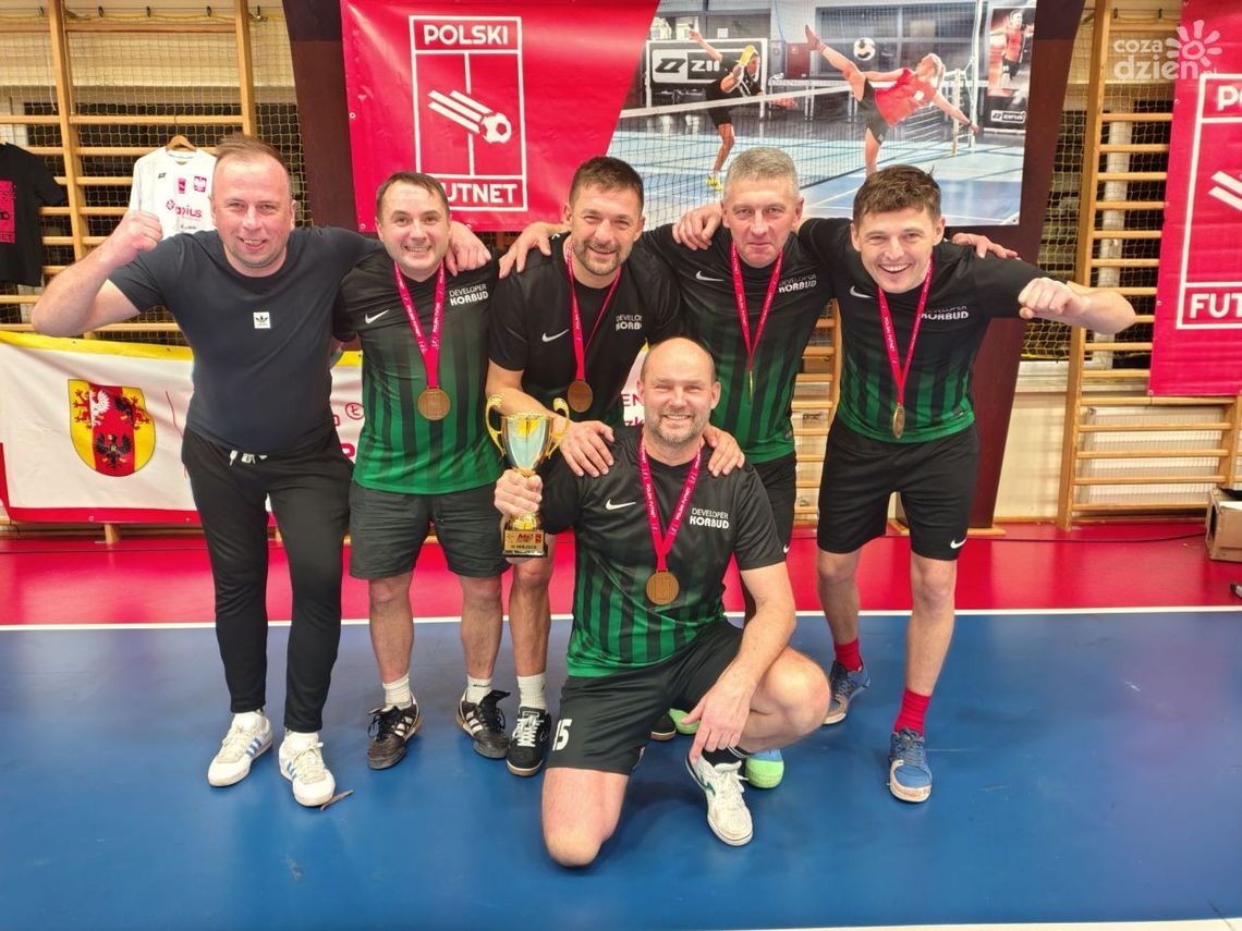 Ostrowczanie z brązowym medalem Mistrzostw Polski w Futnecie Ostrowczanie z brązowym medalem Mistrzostw Polski w Futnecie