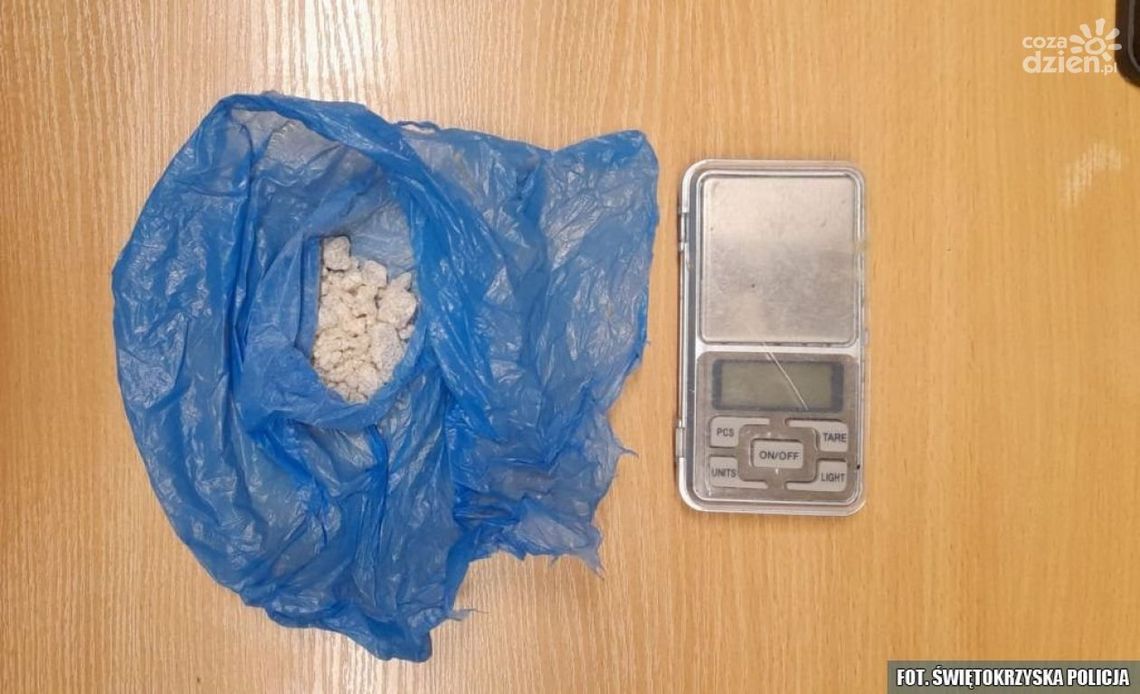 Ostrowczanin zatrzymany z mefedronem Ostrowczanin zatrzymany z mefedronem