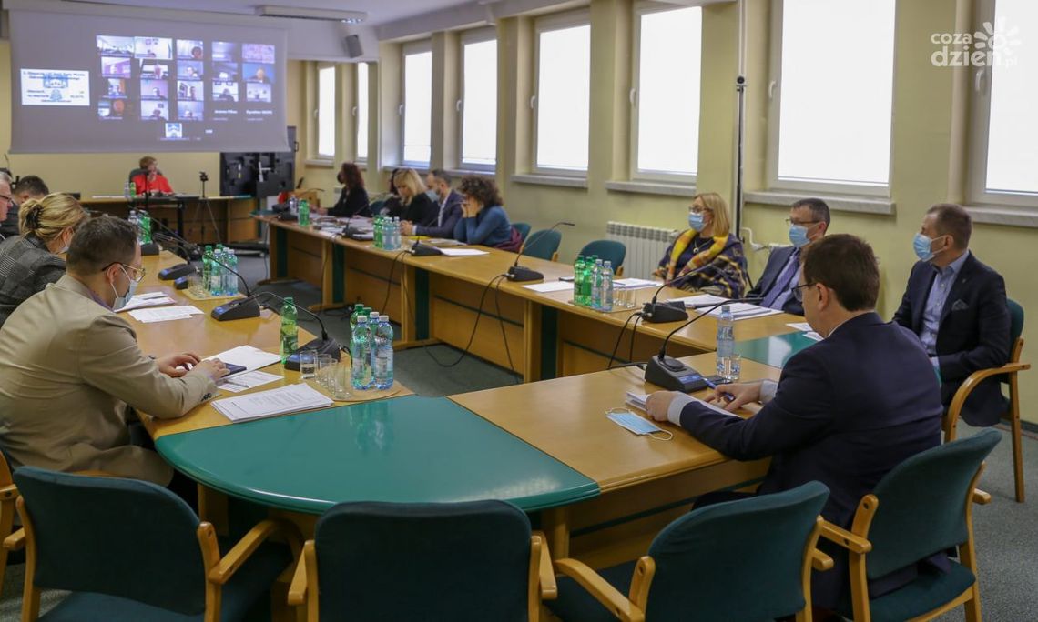 Ostrowiec przekaże Białej Cerkwi pomoc za 200 tys. zł 