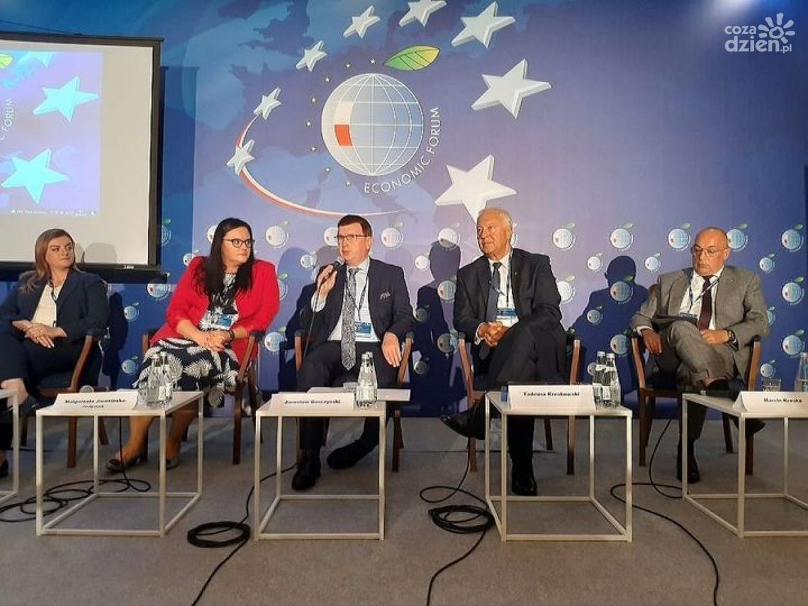 Ostrowiec Świętokrzyski na 6 miejscu w kraju i pierwszym w województwie Ostrowiec Świętokrzyski na 6 miejscu w kraju i pierwszym w województwie