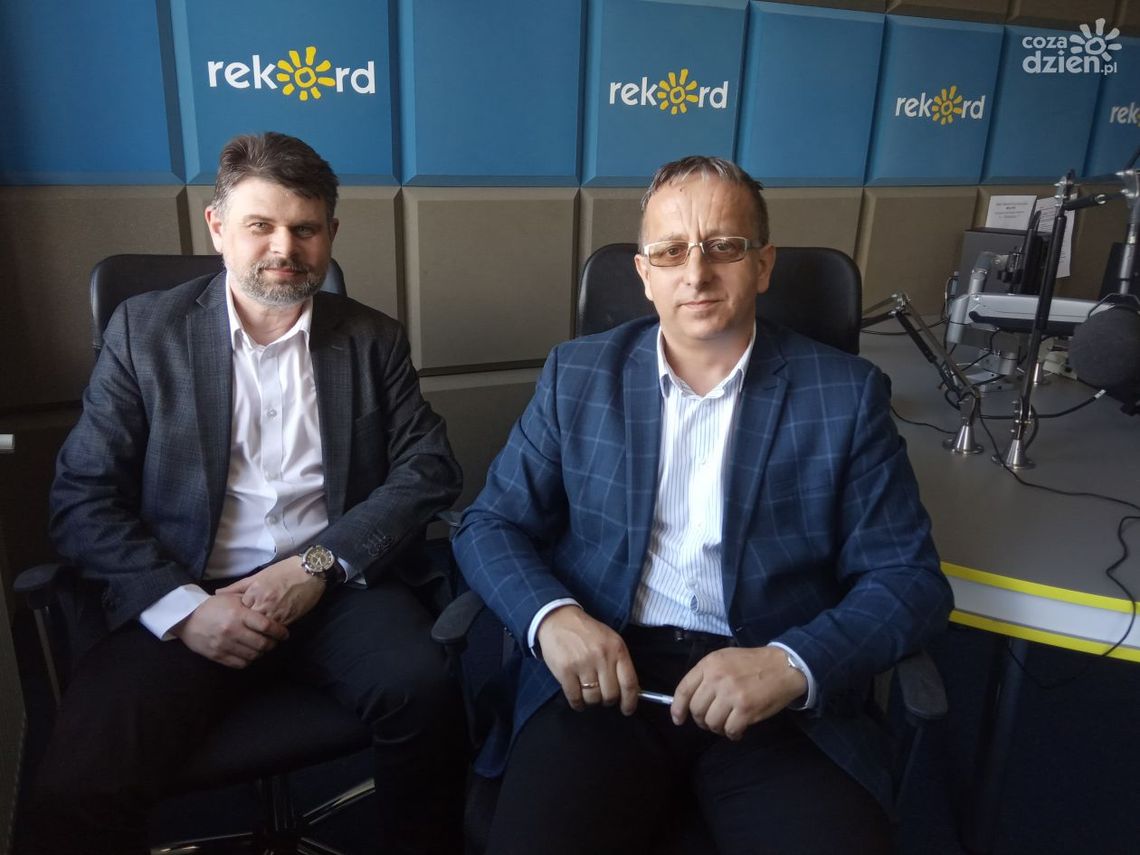 Ostrowiec Świętokrzyski pominięty? Z 10 tylko 1 drogowe zadanie otrzymało w tym roku rządowe dofinansowanie Ostrowiec Świętokrzyski pominięty? Z 10 tylko 1 drogowe zadanie otrzymało w tym roku rządowe dofinansowanie