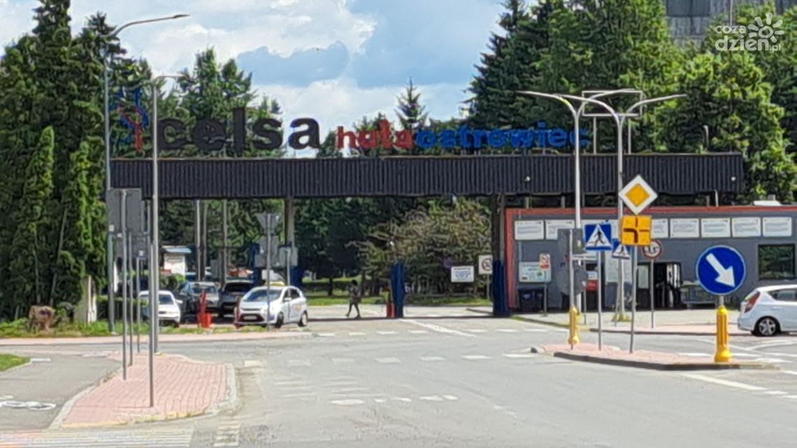 Ostrowieccy hutnicy żądają ochrony ich miejsc pracy Ostrowieccy hutnicy żądają ochrony ich miejsc pracy
