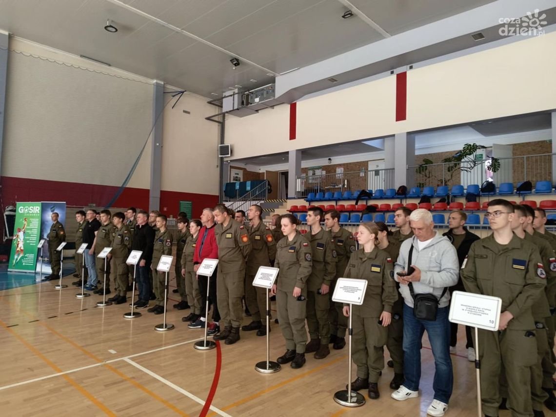Ostrowiecka szkoła mistrzostwa sportowego szkoli też przyszłych żołnierzy Ostrowiecka szkoła mistrzostwa sportowego szkoli też przyszłych żołnierzy