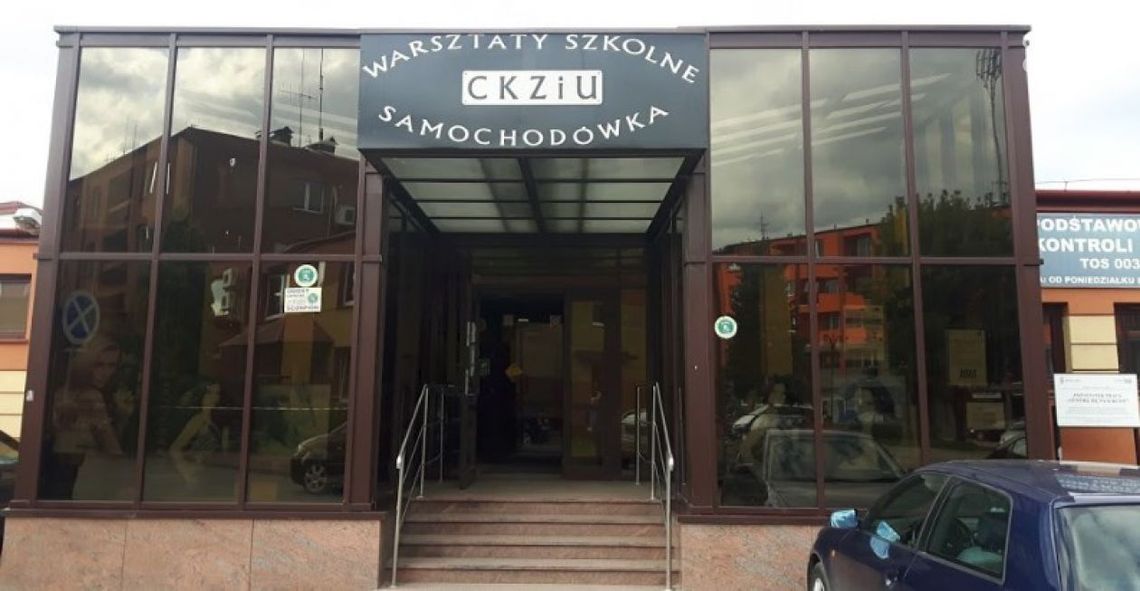 Ostrowiecka szkoła z dotacją na zakup wyposażenia dydaktycznego Ostrowiecka szkoła z dotacją na zakup wyposażenia dydaktycznego