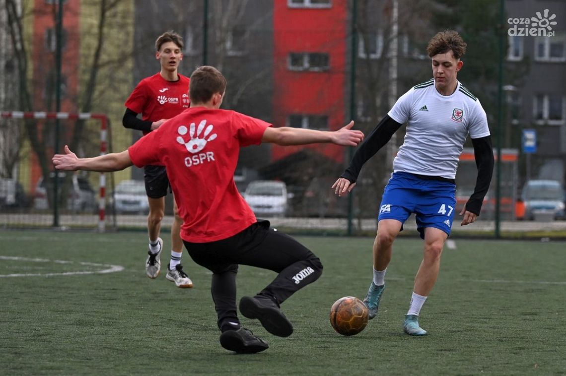 Ostrowiecki MOSiR zaprasza na Zimowy Turniej Piłki Nożnej
