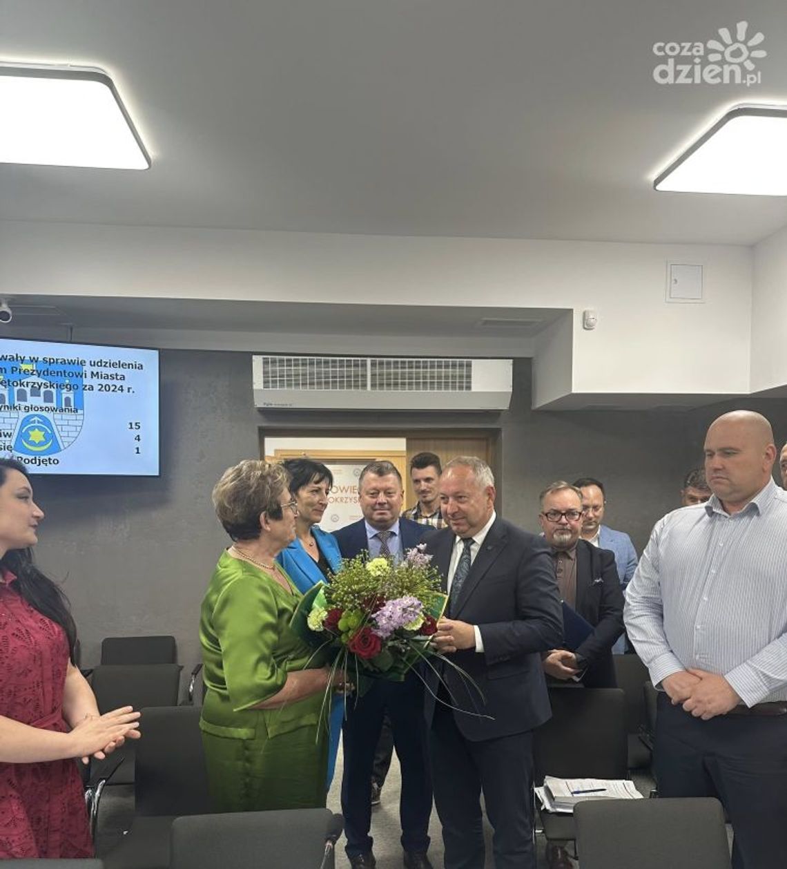 Ostrowiecki prezydent pozytywnie oceniony przez samorząd Ostrowiecki prezydent pozytywnie oceniony przez samorząd