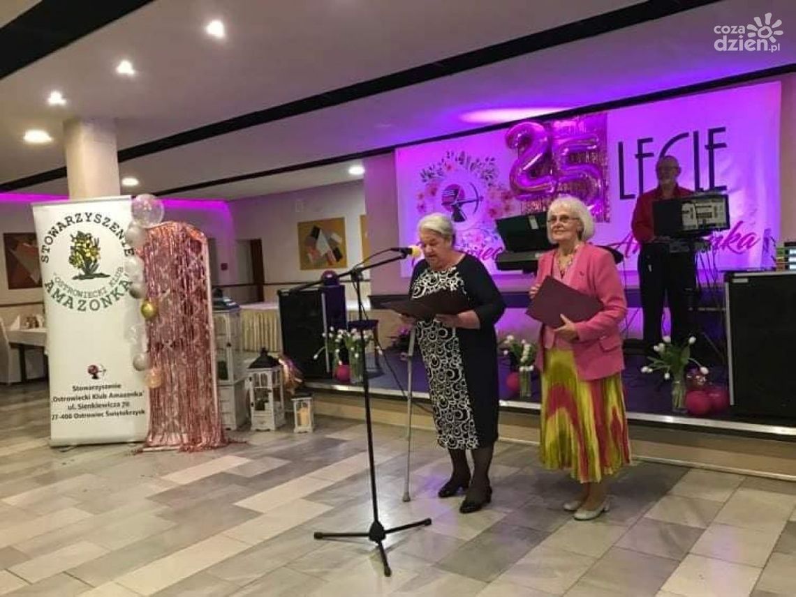 Ostrowieckie "Amazonki" świętowały 25- lat działalności
Ostrowieckie "Amazonki" świętowały 25- lat działalności