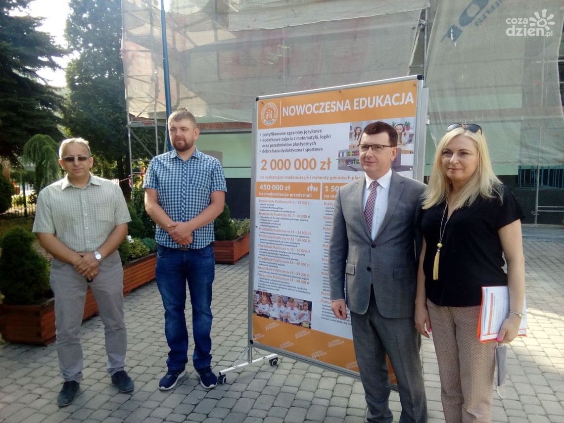 Ostrowieckie przedszkola i podstawówki zmieniają swoje oblicze Ostrowieckie przedszkola i podstawówki zmieniają swoje oblicze