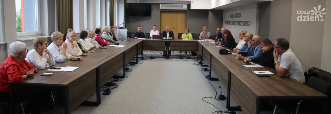 Ostrowieckie Rady Osiedlowe z większym budżetem od 2026 roku Ostrowieckie Rady Osiedlowe z większym budżetem od 2026 roku