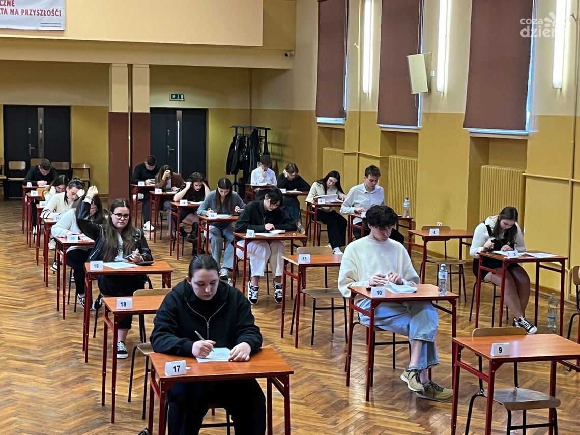 Ostrowieckie technikum gospodarzem etapu okręgowego Ogólnopolskiej Olimpiady Spedycyjno-Logistycznej Ostrowieckie technikum gospodarzem etapu okręgowego Ogólnopolskiej Olimpiady Spedycyjno-Logistycznej