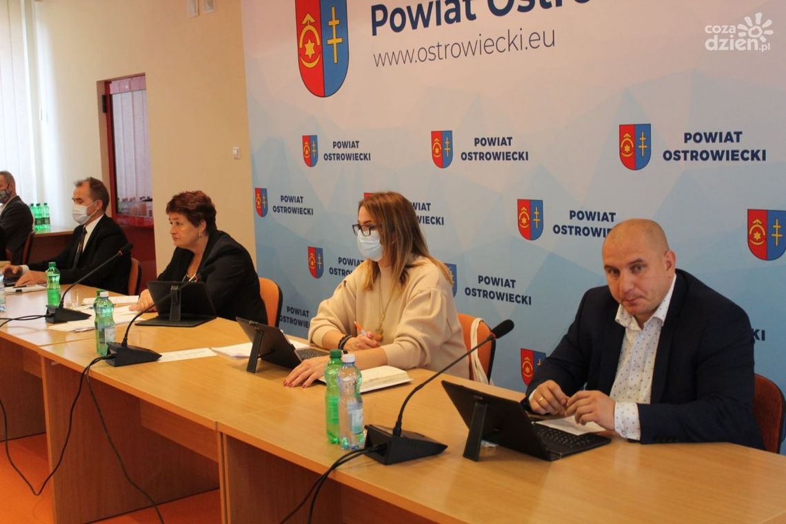 Oświata coraz więcej dofinansowywana przez samorządy