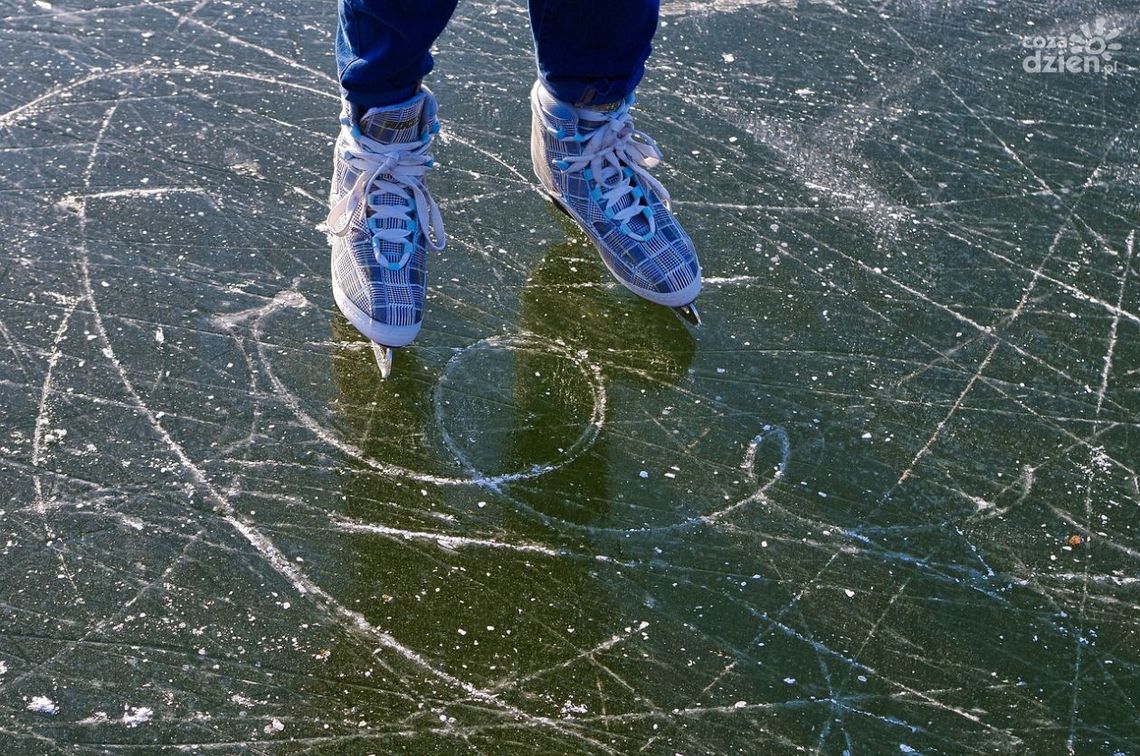 Otwarcie lodowiska w Busku-Zdroju Otwarcie lodowiska w Busku-Zdroju