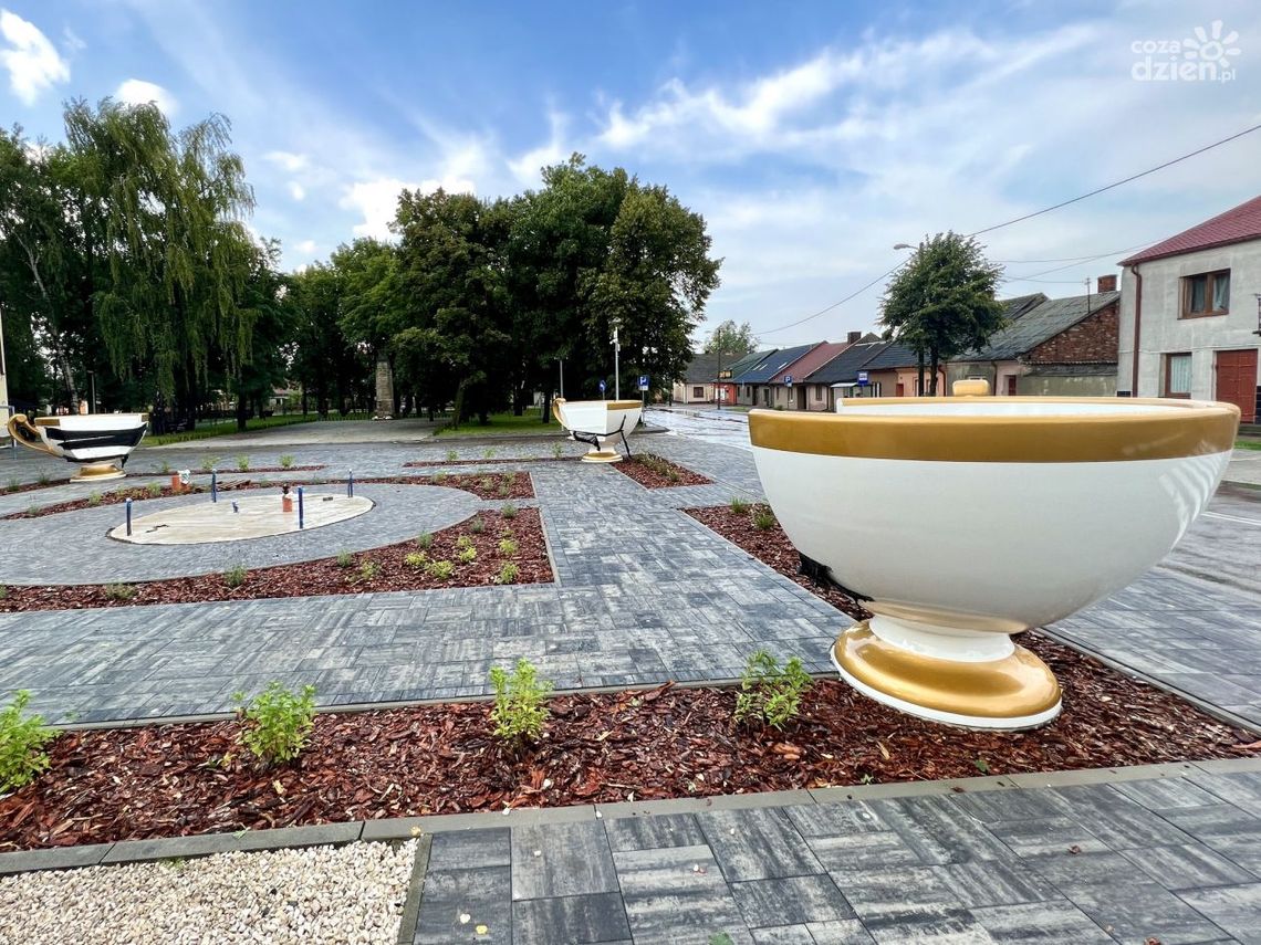 Otwarcie porcelanowego rynku w Ćmielowie w sobotę 23 września Otwarcie porcelanowego rynku w Ćmielowie w sobotę 23 września