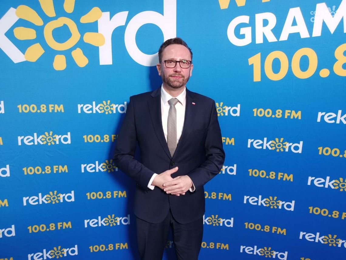 P. Faryna: "Inwestujemy aby zatrzymać mieszkańców naszego powiatu"