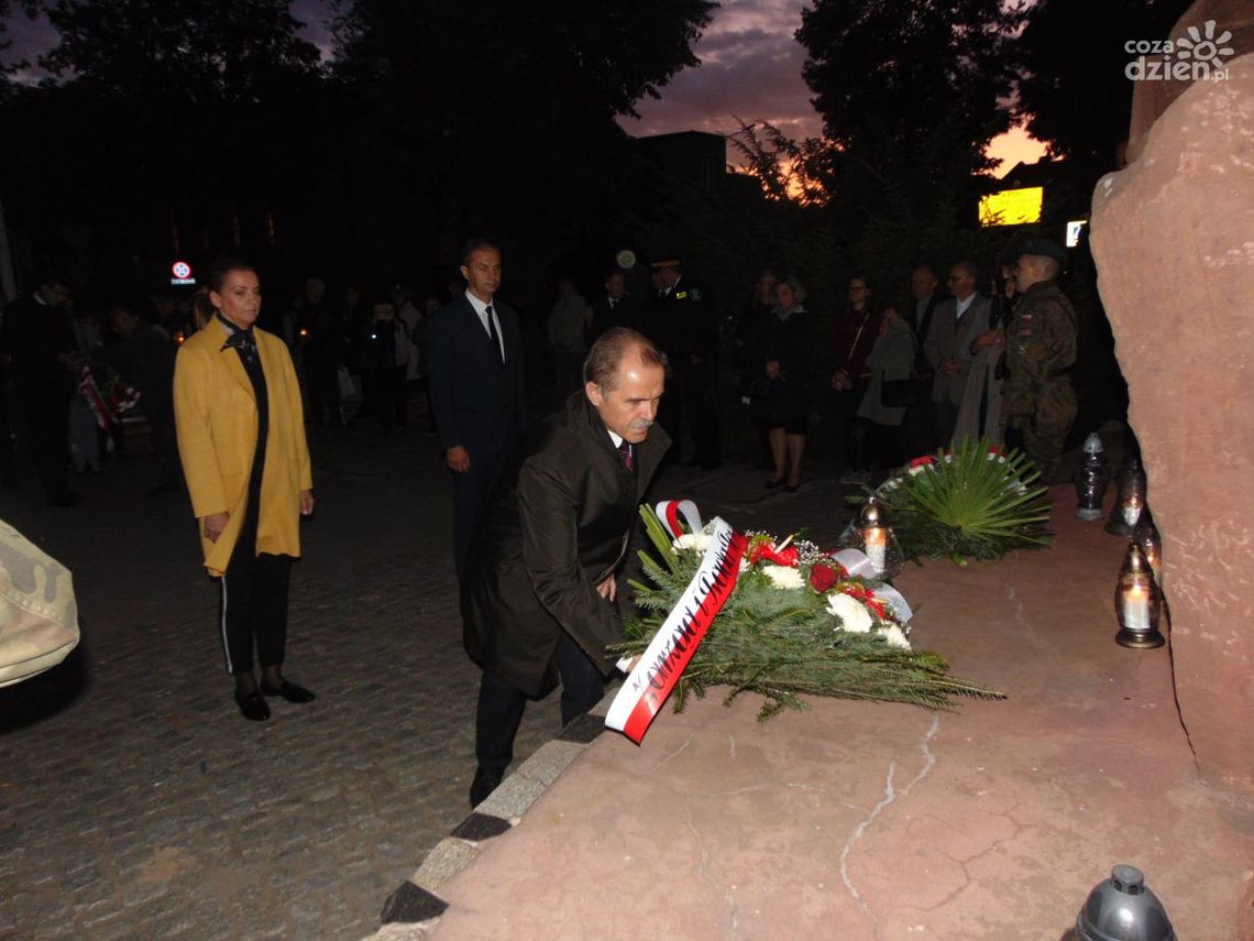 Pamięć o ofiarach agresji sowieckiej wciąż żywa Pamięć o ofiarach agresji sowieckiej wciąż żywa