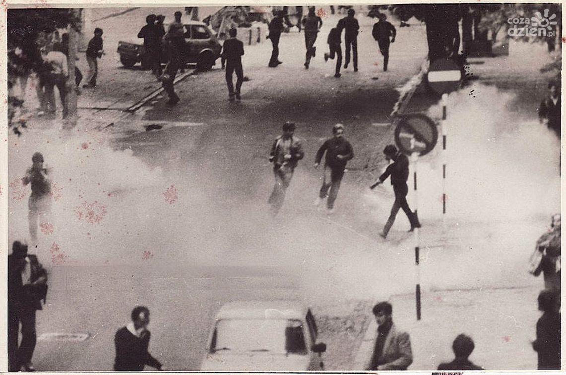 Pamięć o stanie wojennym wciąż żywa Pamięć o stanie wojennym wciąż żywa