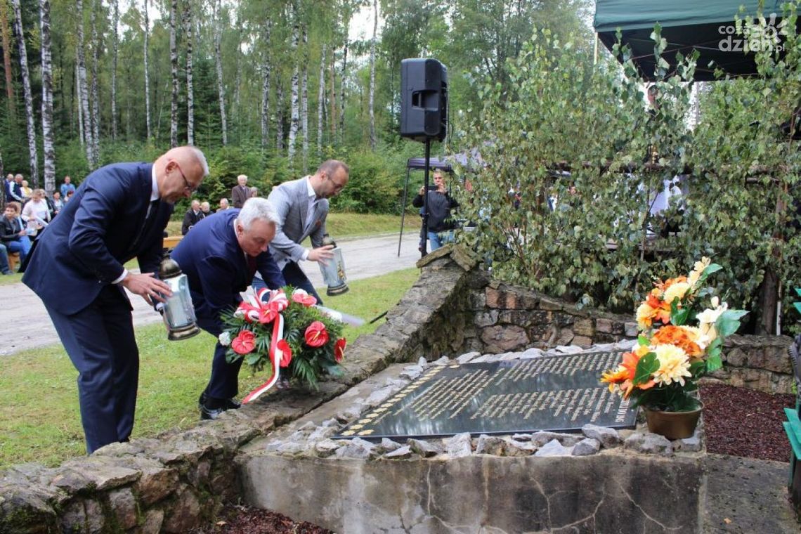 Patriotyczne popołudnie w Orłowinach Patriotyczne popołudnie w Orłowinach