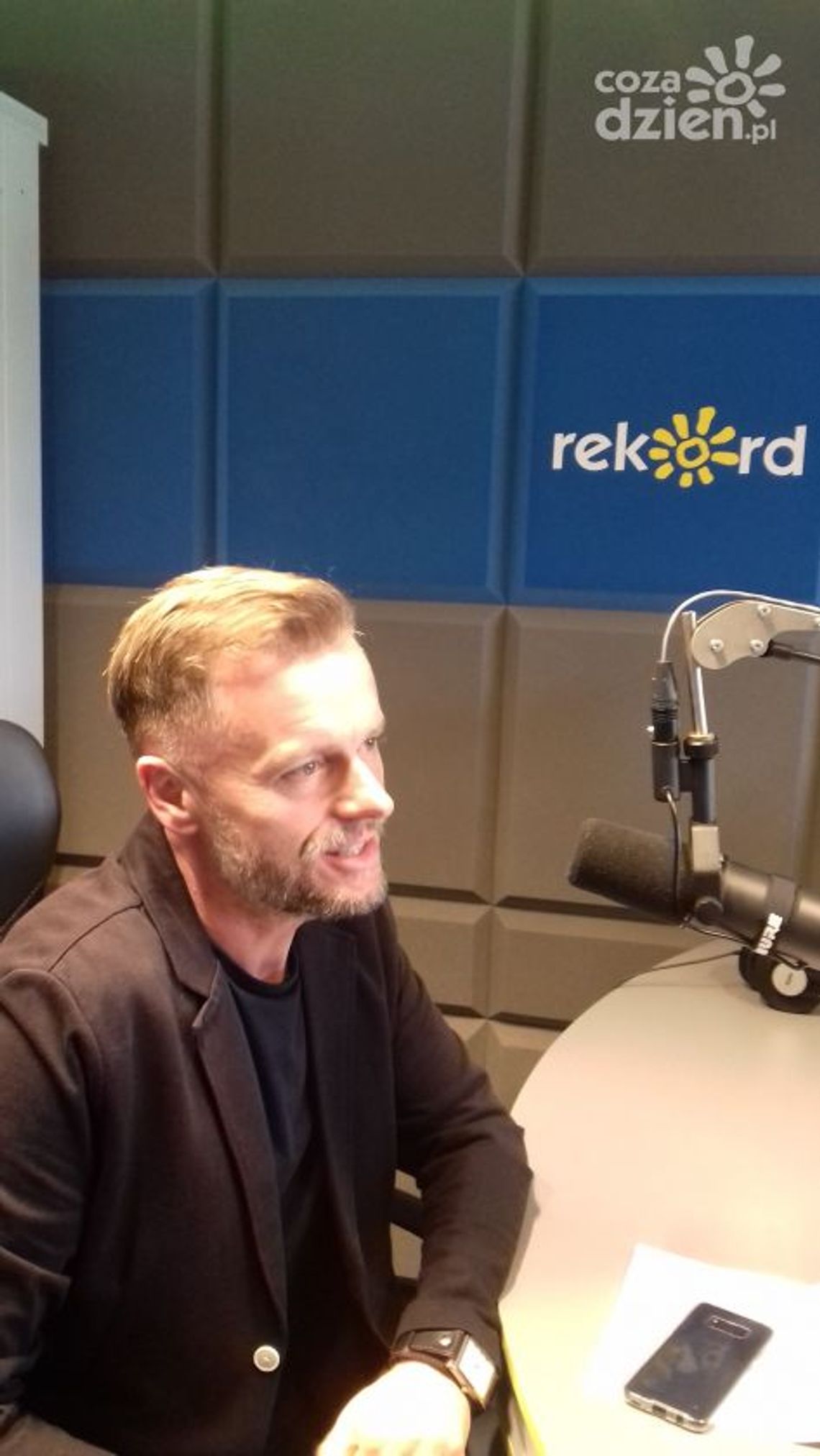 PAWEŁ GÓRNIAK - w zapachu papieru i druku