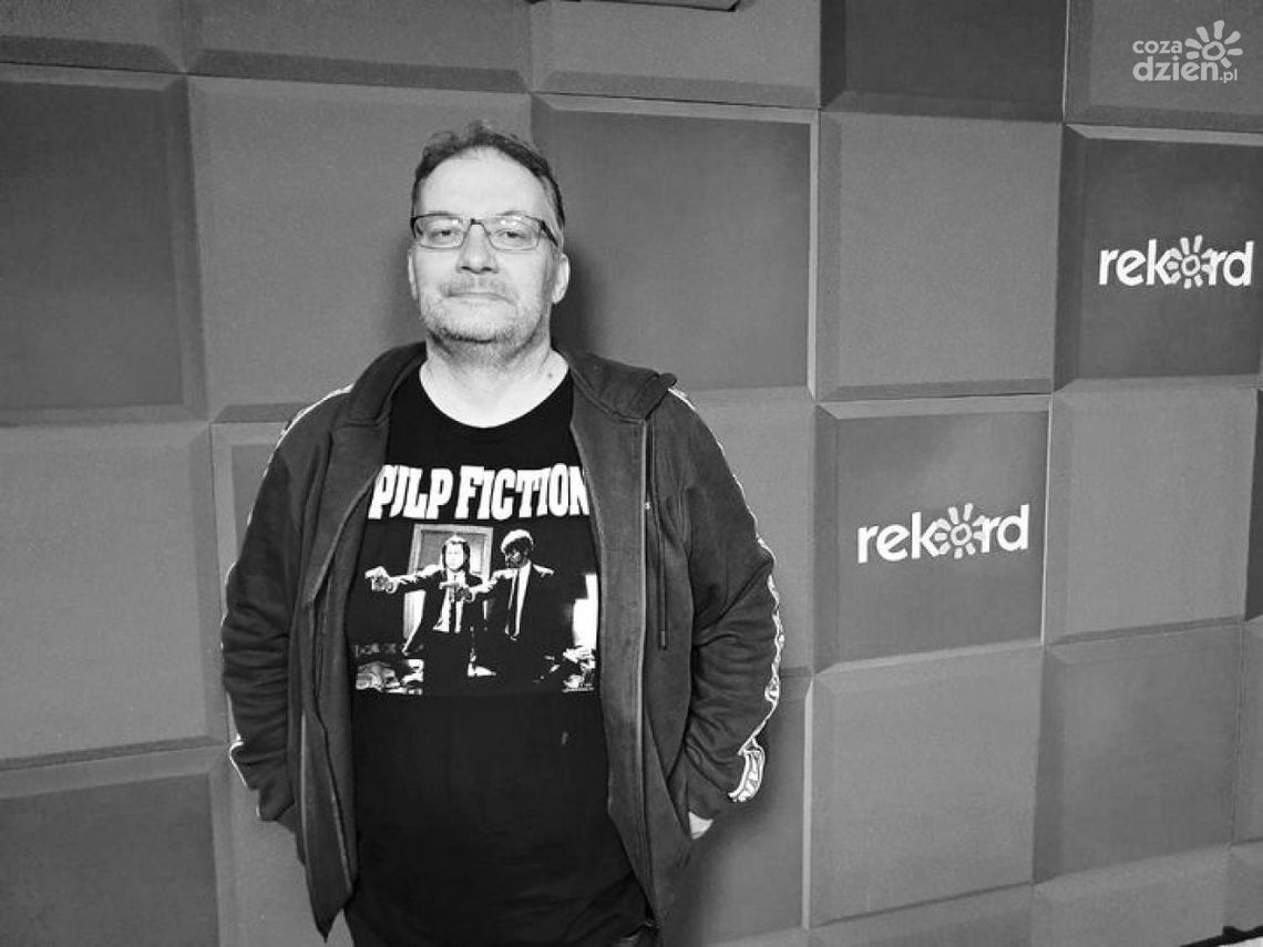 Paweł Kotwica nie żyje. Zmarł podczas meczu Ligi Mistrzów piłkarzy ręcznych Paweł Kotwica nie żyje. Zmarł podczas meczu Ligi Mistrzów piłkarzy ręcznych