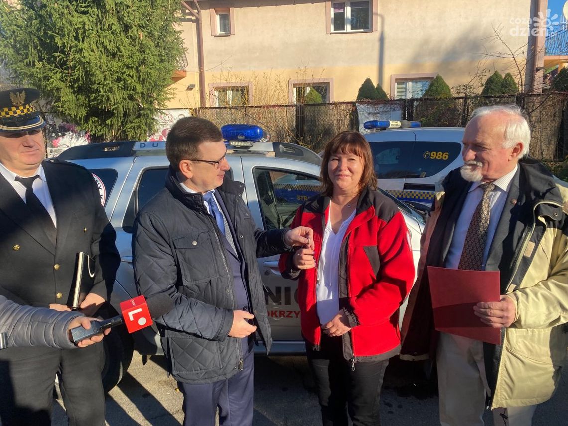 PCK w Ostrowcu ma nowy samochód PCK w Ostrowcu ma nowy samochód