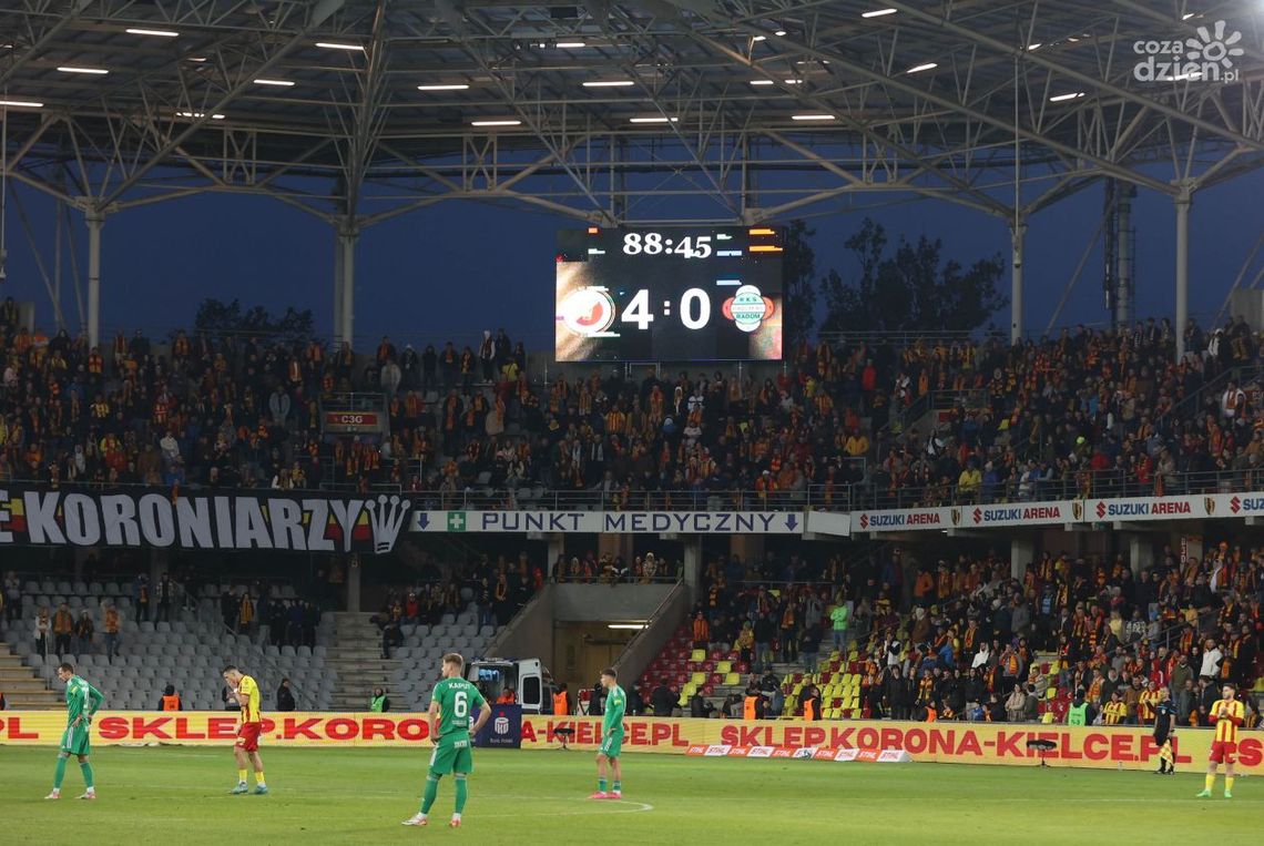 Pełne trybuny w Radomiu na mecz z Koroną Pełne trybuny w Radomiu na mecz z Koroną
