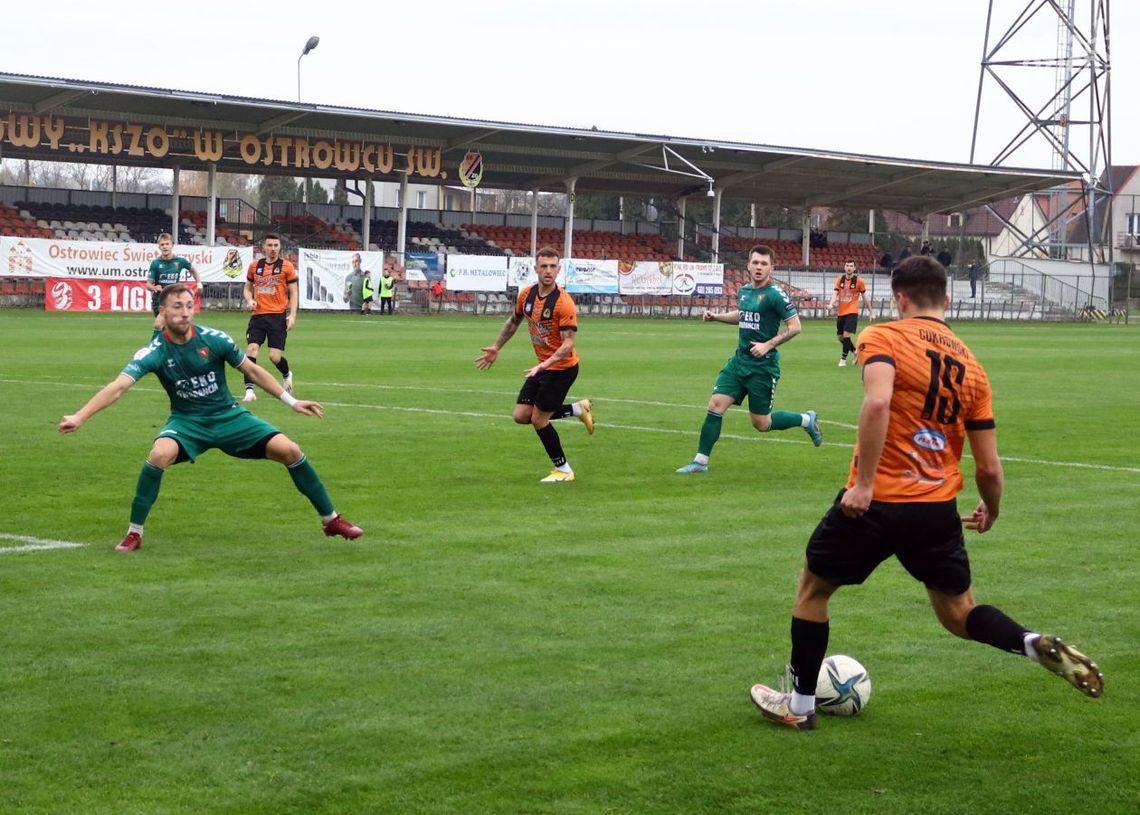 Pięć bramek przy Świętokrzyskiej i wygrana piłkarzy KSZO 1929.