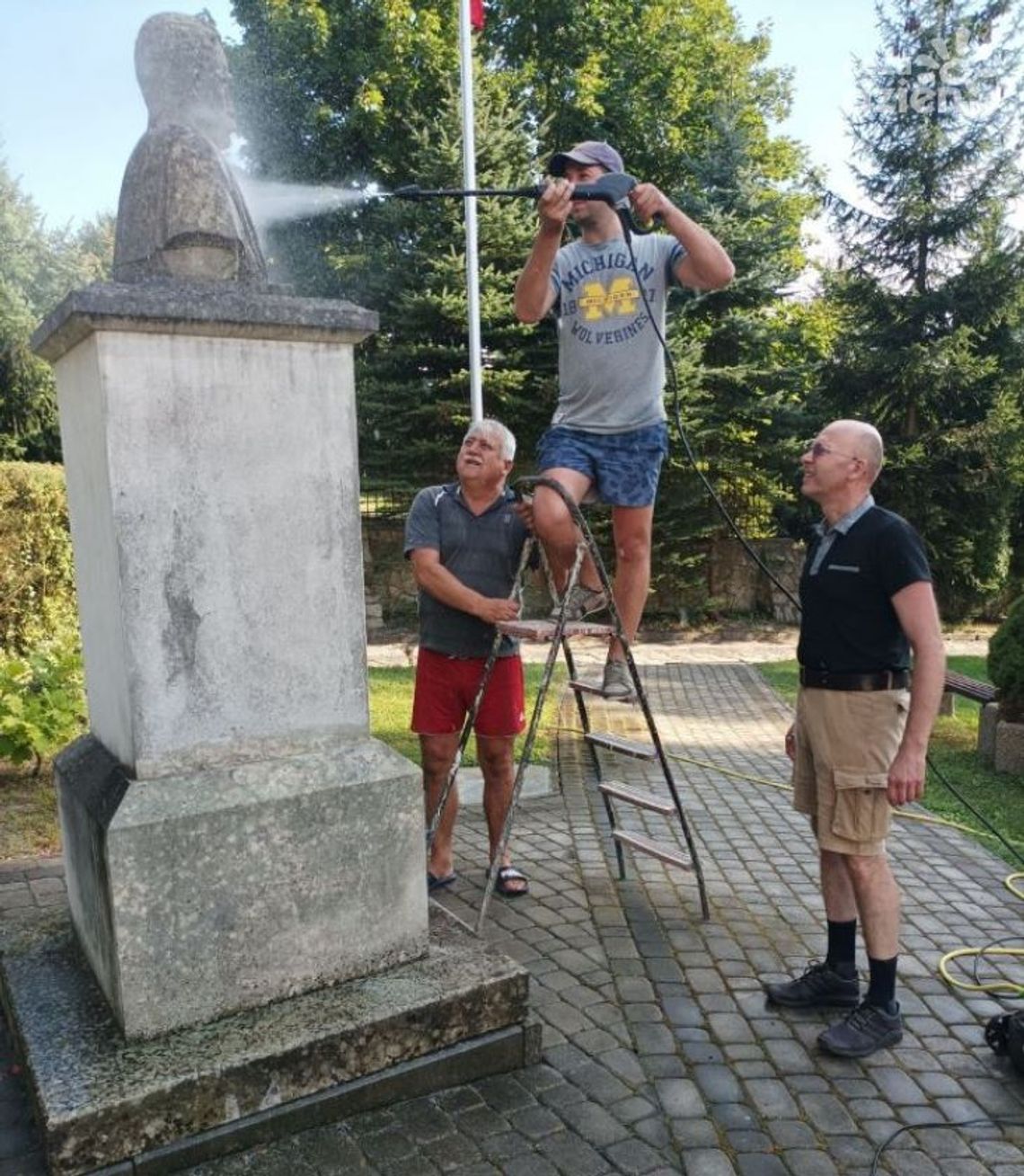 Piękny gest pińczowskich regionalistów Piękny gest pińczowskich regionalistów