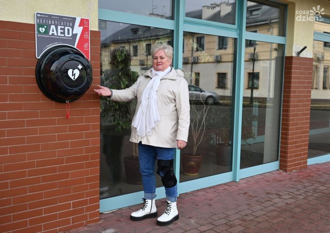 Pierwszy ogólnodostępny defibrylator AED w gminie Masłów Pierwszy ogólnodostępny defibrylator AED w gminie Masłów