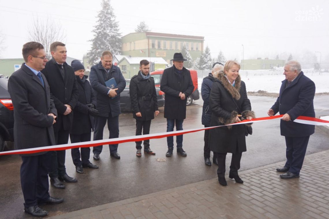 Pierwszy taki Punkt Selektywnej Zbiórki Odpadów Pierwszy taki Punkt Selektywnej Zbiórki Odpadów