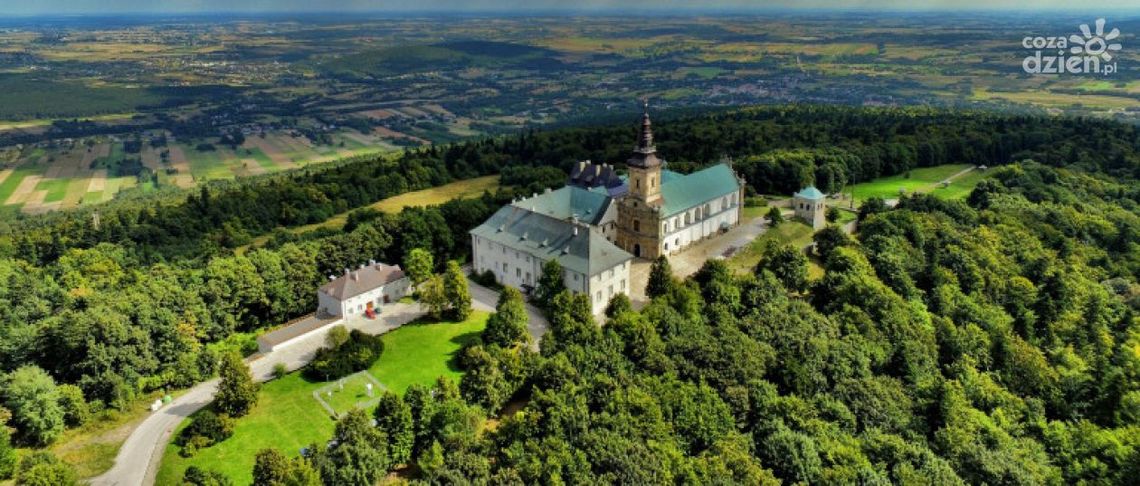 Pieśni pokutne i pasyjne zabrzmią na Świętym Krzyżu