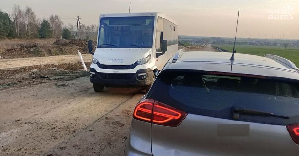 Pijany kierowca autobusu zatrzymany! Miał 3 promile i przewoził 18 osób Pijany kierowca autobusu zatrzymany! Miał 3 promile i przewoził 18 osób