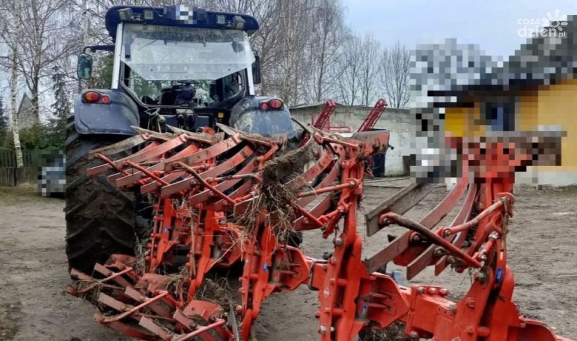 Pijany kierowca traktora pozbawił mieszkańców prądu. Grożą mu nawet 3 lata więzienia