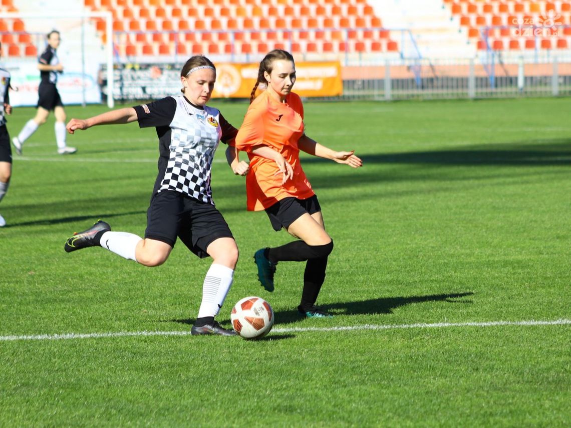 Piłkarki KSZO rozpoczynają rozgrywki w III lidze Piłkarki KSZO rozpoczynają rozgrywki w III lidze