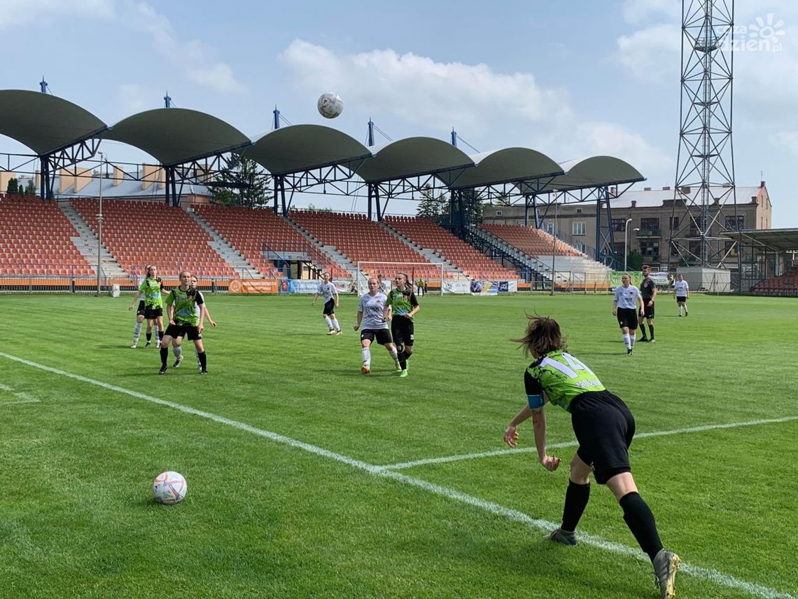 Piłkarki KSZO utrzymują dobrą passę
Piłkarki KSZO utrzymują dobrą passę