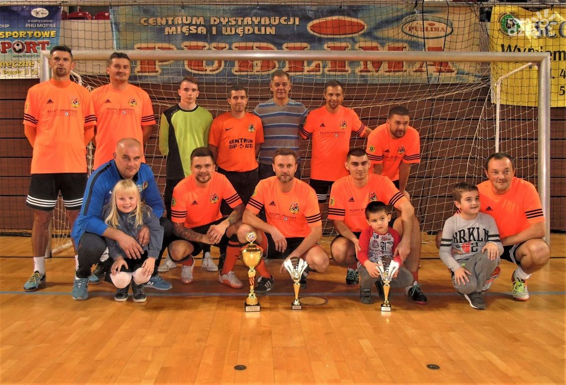 Piłkarski Dzień Niepodległości w Ostrowcu Piłkarski Dzień Niepodległości w Ostrowcu